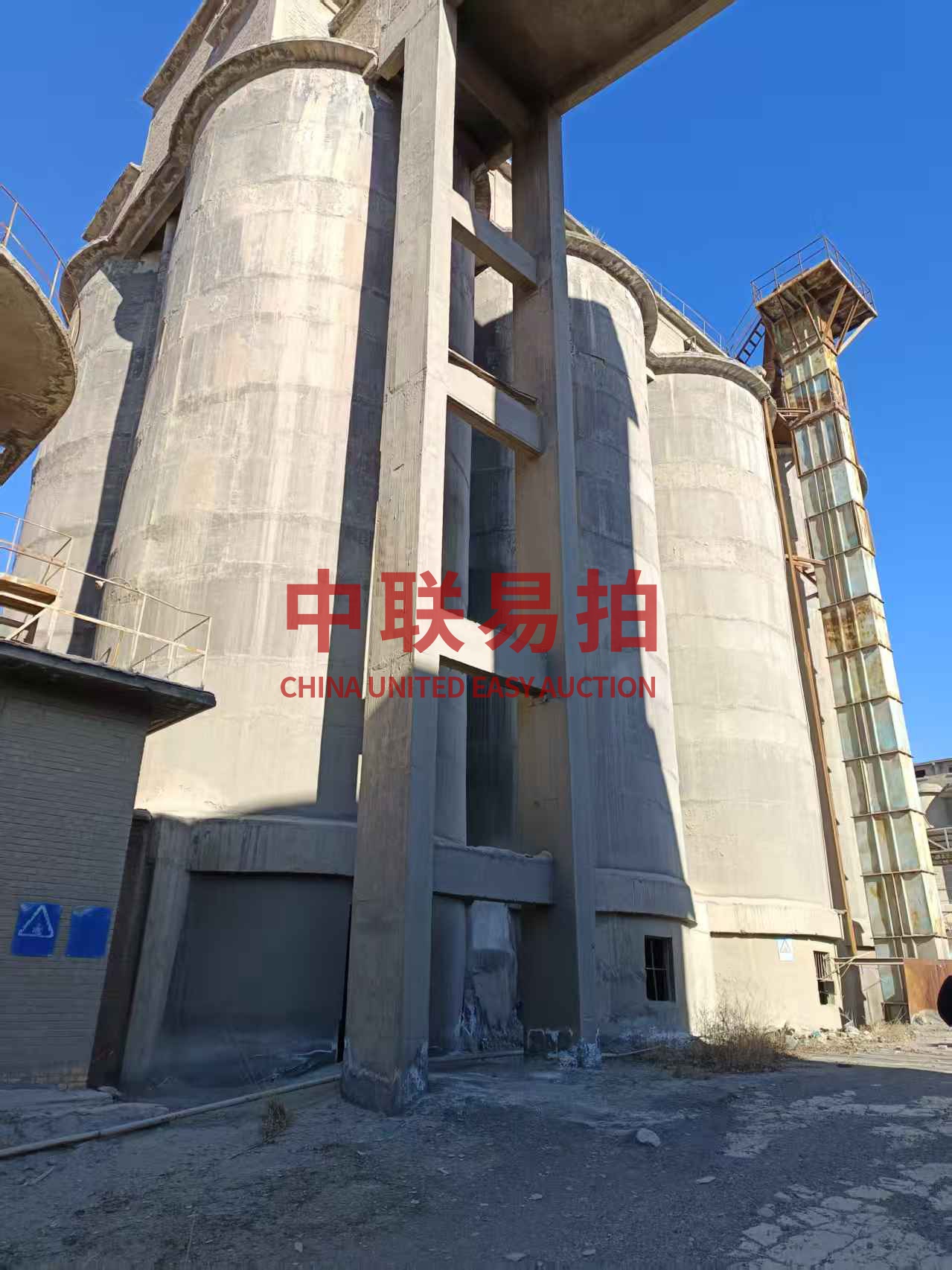 缩略图1