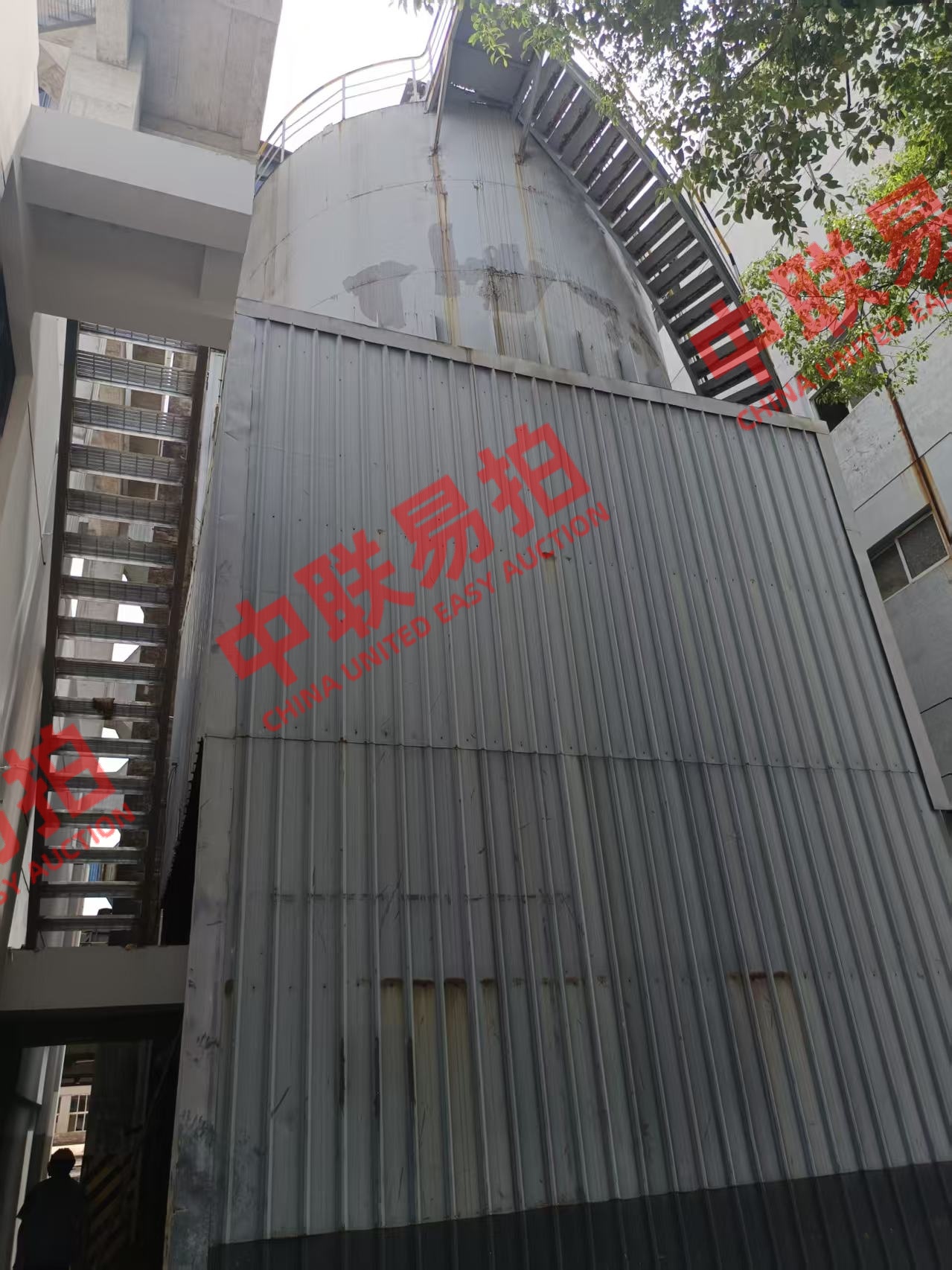 缩略图1